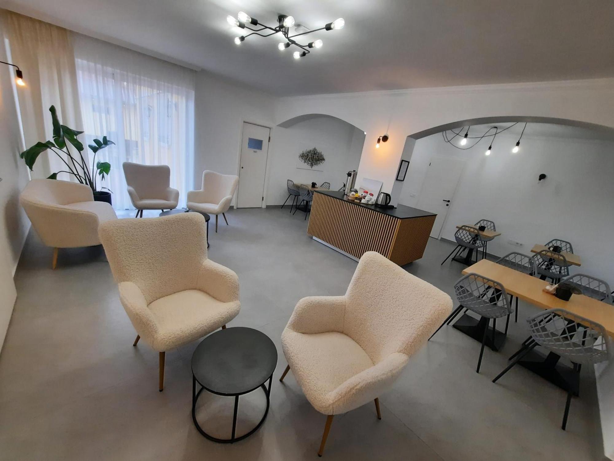 Hotel Sovirag Termal Panzio Hajdúnánás Exteriér fotografie